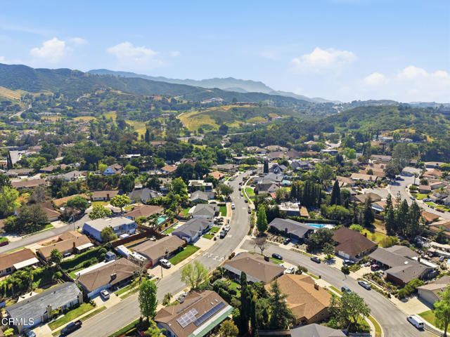 2266 Adrian Street, Newbury Park (thousand Oaks), CA 91320