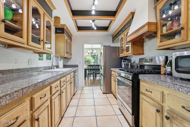 2266 Adrian Street, Newbury Park (thousand Oaks), CA 91320