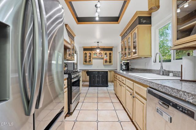 2266 Adrian Street, Newbury Park (thousand Oaks), CA 91320