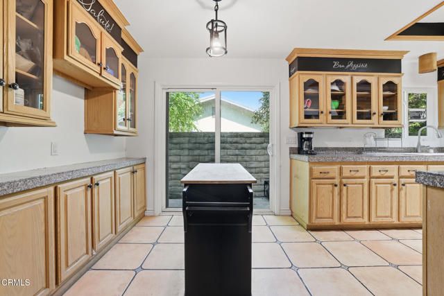 2266 Adrian Street, Newbury Park (thousand Oaks), CA 91320