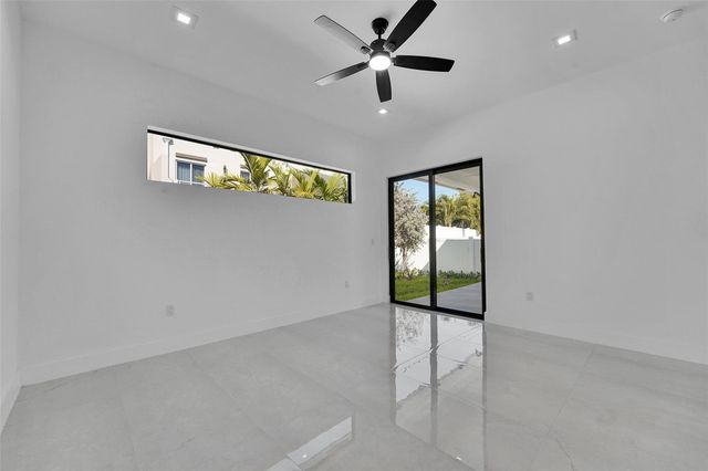 1113 NE 16th Street, Fort Lauderdale, FL 33304