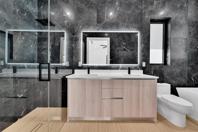 1113 NE 16th Street, Fort Lauderdale, FL 33304