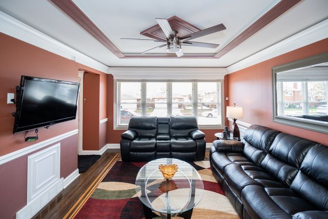 4114 W 79th Place, Chicago, IL 60652