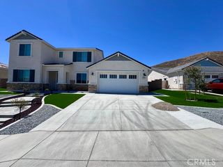 25061 River Peak Drive, Menifee, CA 92586