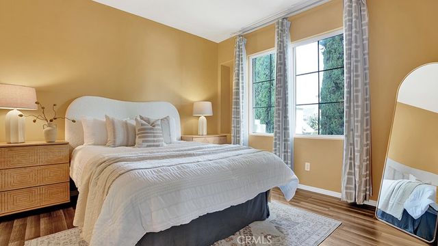 933 Somerville, Irvine, CA 92620