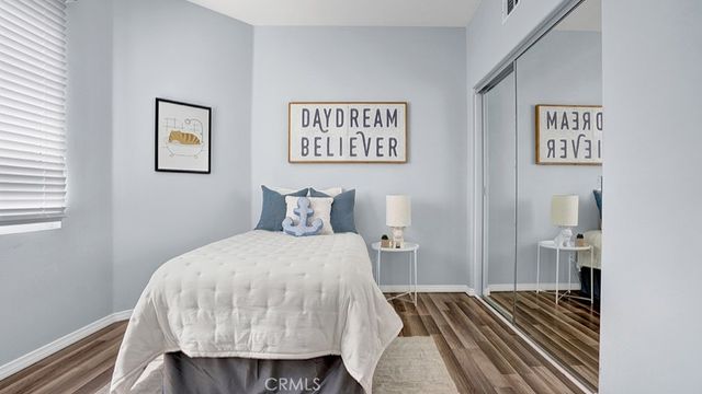 933 Somerville, Irvine, CA 92620