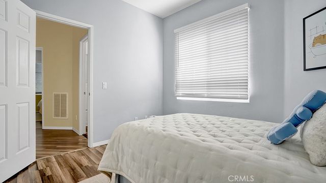 933 Somerville, Irvine, CA 92620