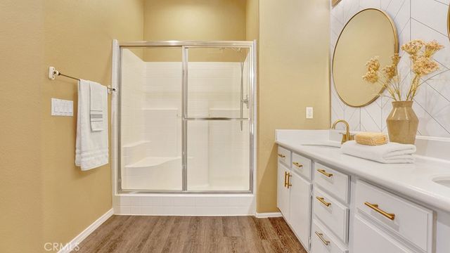 933 Somerville, Irvine, CA 92620