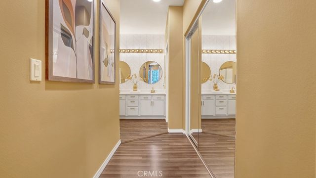 933 Somerville, Irvine, CA 92620