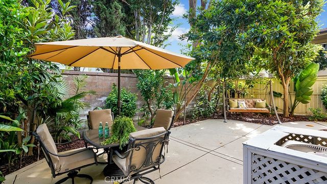 933 Somerville, Irvine, CA 92620