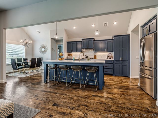 2334 W Maple Street, Collinsville, OK 74021