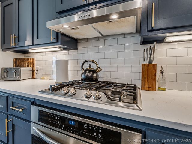 2334 W Maple Street, Collinsville, OK 74021