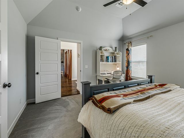 2334 W Maple Street, Collinsville, OK 74021