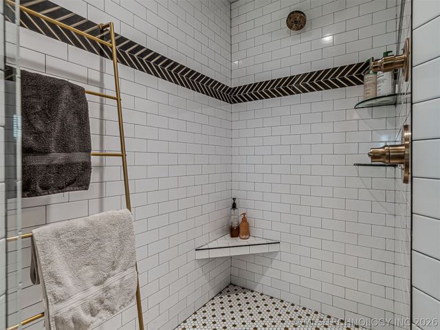 2334 W Maple Street, Collinsville, OK 74021