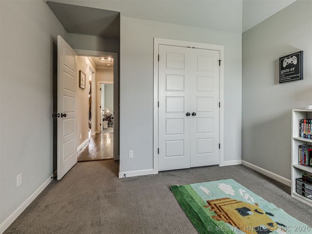 2334 W Maple Street, Collinsville, OK 74021