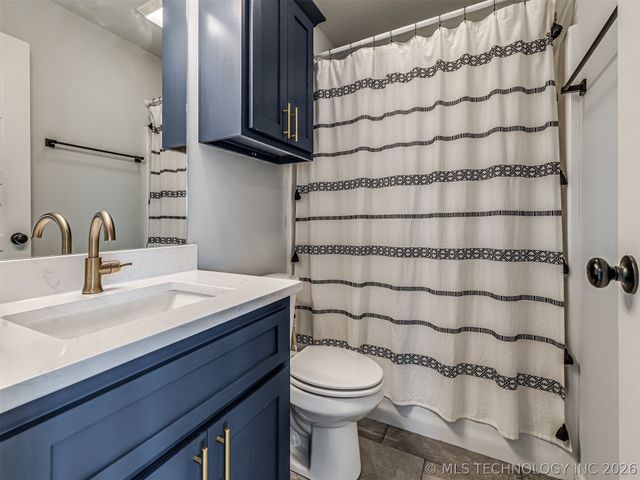 2334 W Maple Street, Collinsville, OK 74021