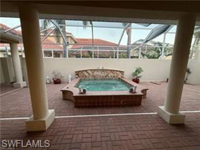 5642 Kensington LOOP, Fort Myers, FL 33912