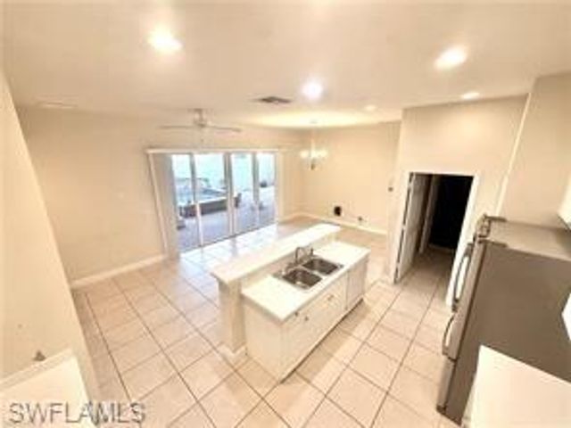 5642 Kensington LOOP, Fort Myers, FL 33912