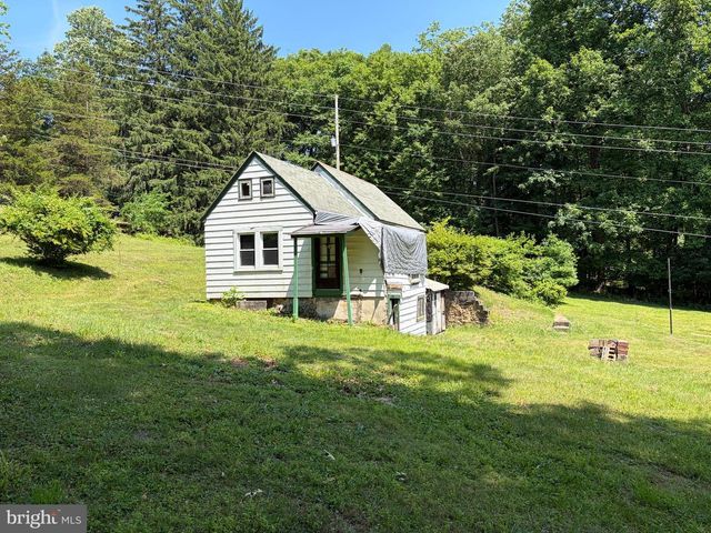 257 SPIES CHURCH RD, Reading, PA 19606