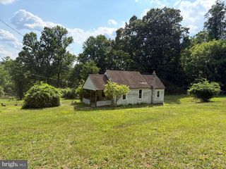 257 SPIES CHURCH RD, Reading, PA 19606