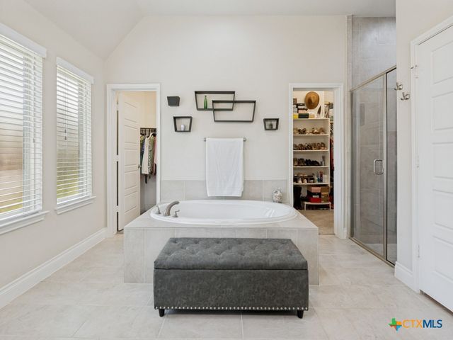 2908 Glen View, Seguin, TX 78155