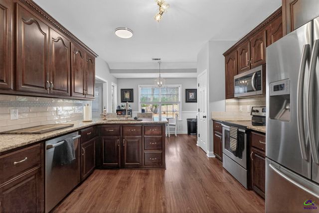 200 Wavertree Drive, Warner Robins, GA 31088