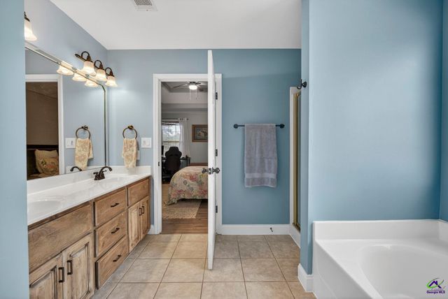 200 Wavertree Drive, Warner Robins, GA 31088