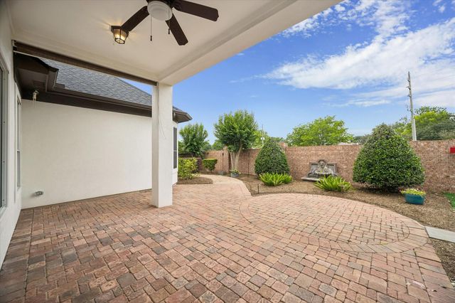 5230 Turning Leaf Lane, Sugar Land, TX 77479
