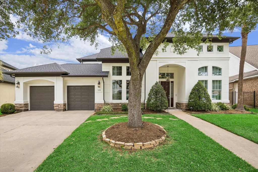 5230 Turning Leaf Lane, Sugar Land, TX 77479