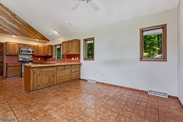 37 Heather Ln, Sparta Twp., NJ 07871