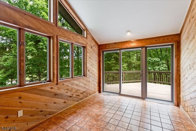 37 Heather Ln, Sparta Twp., NJ 07871
