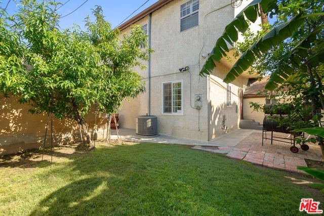 5359 Saturn Street, Los Angeles, CA 90019