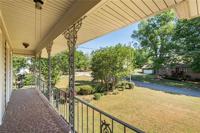 2491 Highland Golf Course Drive SE, Conyers, GA 30013