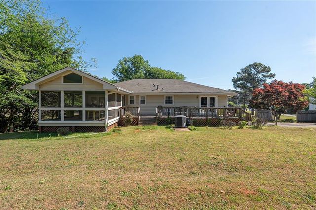 2491 Highland Golf Course Drive SE, Conyers, GA 30013
