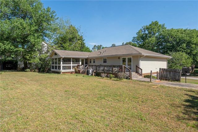 2491 Highland Golf Course Drive SE, Conyers, GA 30013