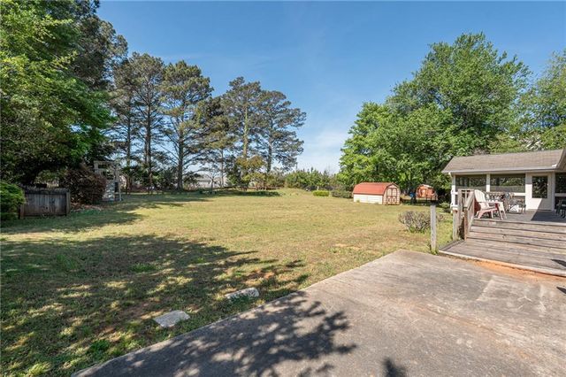 2491 Highland Golf Course Drive SE, Conyers, GA 30013