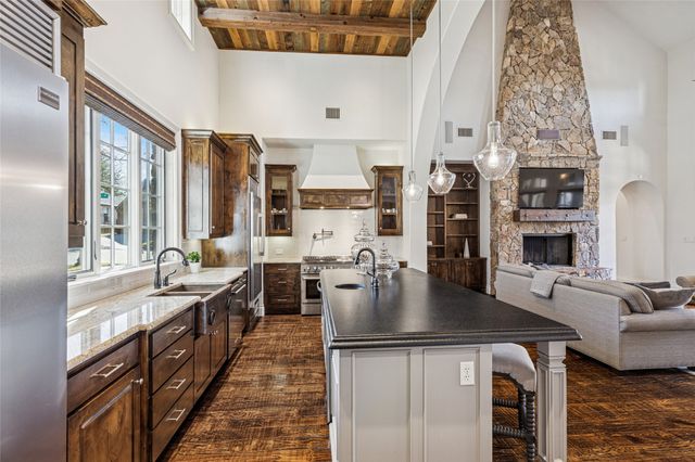 2825 Cotswold Court, Keller, TX 76248