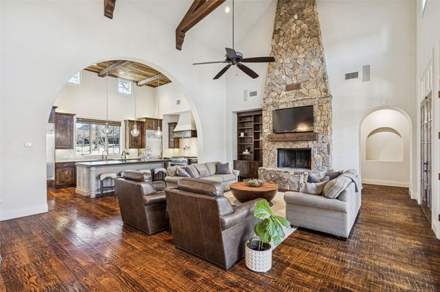 2825 Cotswold Court, Keller, TX 76248