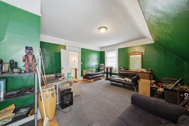10628 S Longwood Drive, Chicago, IL 60643