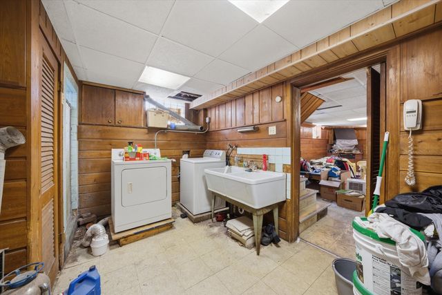 10628 S Longwood Drive, Chicago, IL 60643