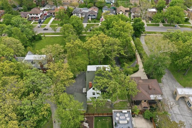 10628 S Longwood Drive, Chicago, IL 60643