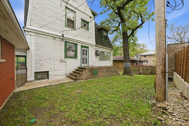10628 S Longwood Drive, Chicago, IL 60643