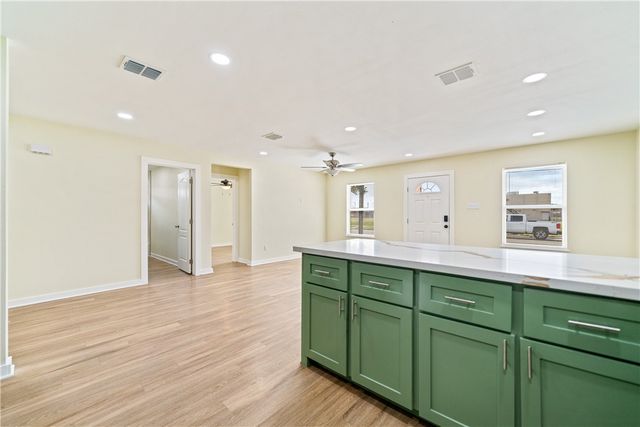 923 Craig St, Corpus Christi, TX 78404