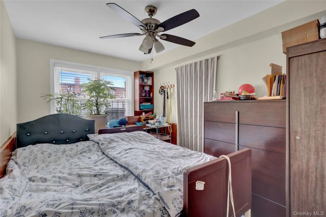 8415 259th Street, Floral Park, NY 11001