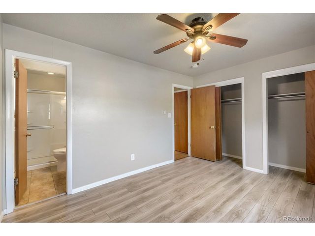 916 Timber Ln, Fort Collins, CO 80521