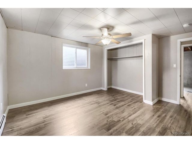 916 Timber Ln, Fort Collins, CO 80521