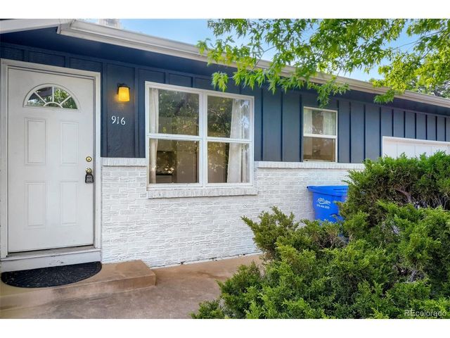 916 Timber Ln, Fort Collins, CO 80521