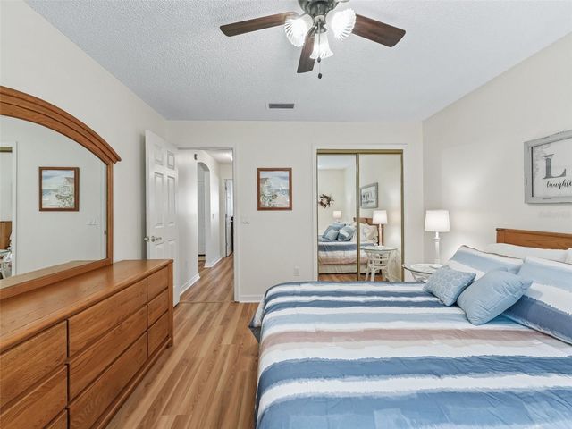 511 CHULA VISTA AVENUE, Lady Lake, FL 32159