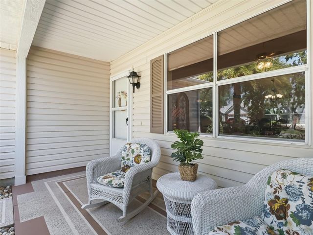 511 CHULA VISTA AVENUE, Lady Lake, FL 32159