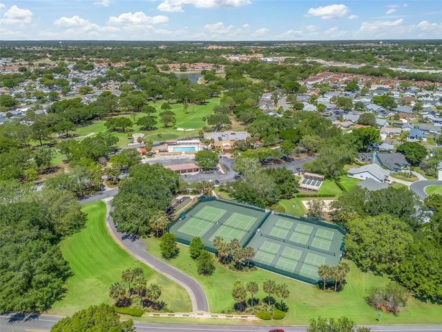 511 CHULA VISTA AVENUE, Lady Lake, FL 32159